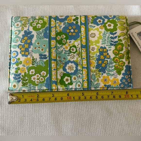 NWT Vera Bradley English Meadow (Retired) Travel Envelope, Floral Pattern - Picture 10 of 11